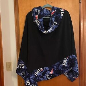 Patriots Blue Fleece Wrap